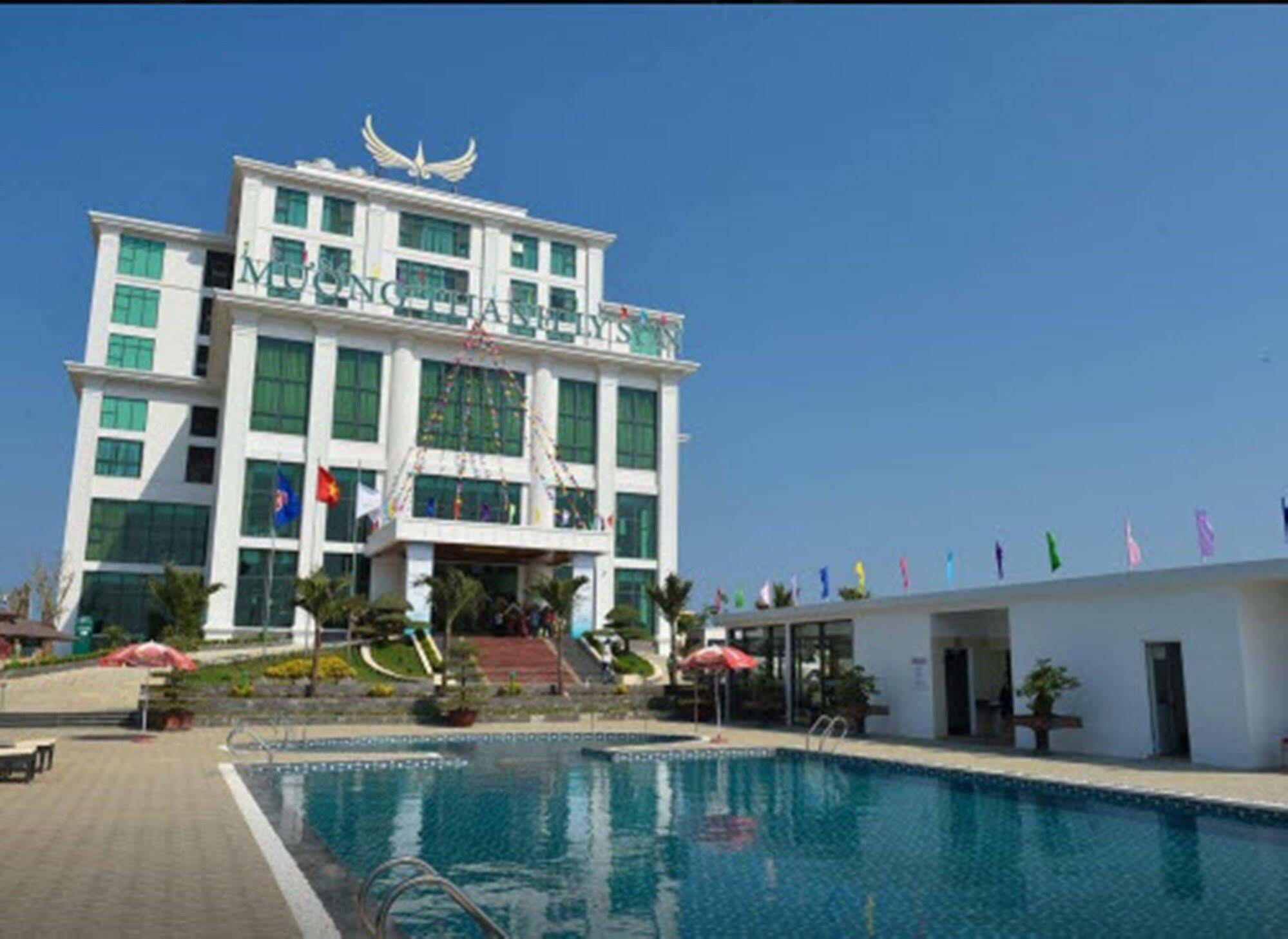 Muong Thanh Holiday Ly Son Hotel Exterior photo